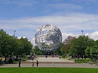 Queens — Wikipedia